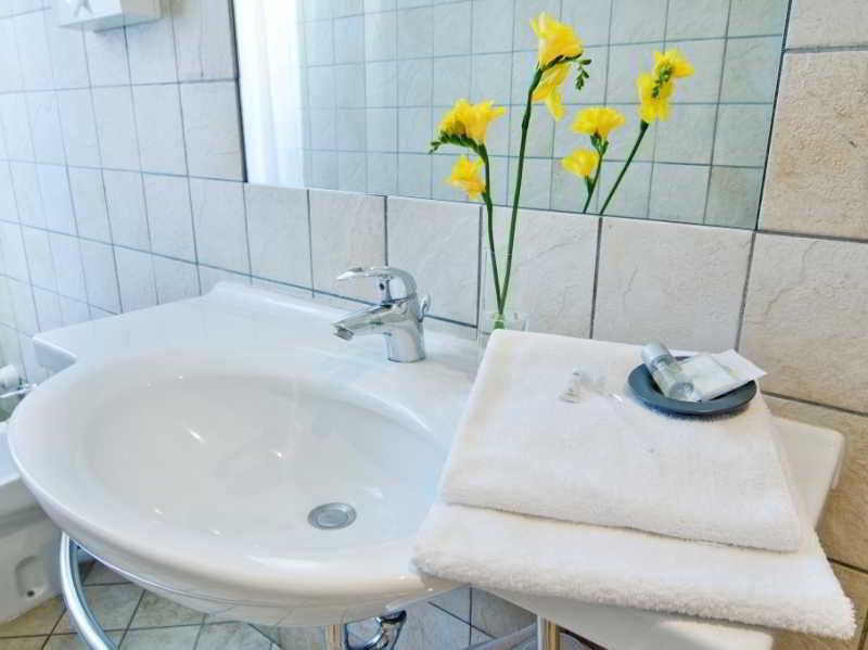Antico Albergo Madonna Legnano Extérieur photo